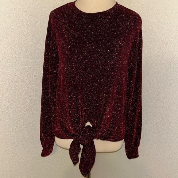 Tops - Red Black Sparkly Karen Kane Festive Holiday Top Size Medium M
